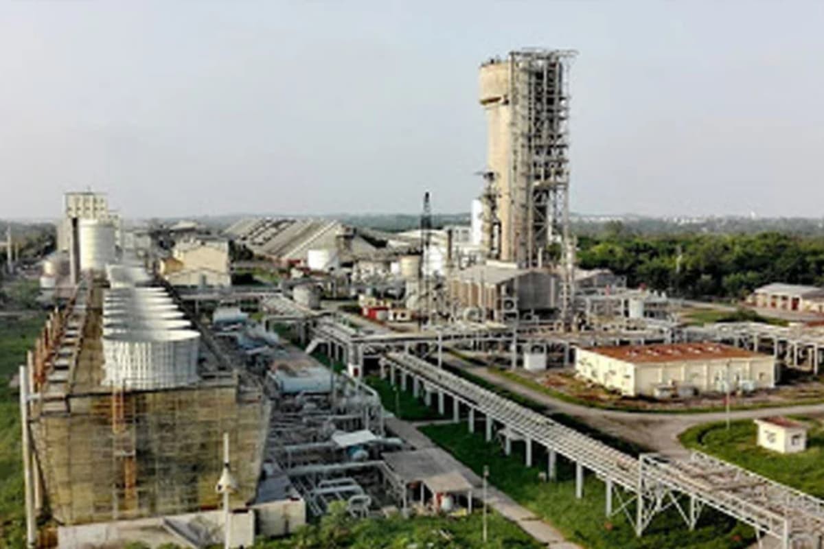 গ্যাস সংকট: দেশের বড় সার কারখানার উৎপাদন ঝুঁকিতে