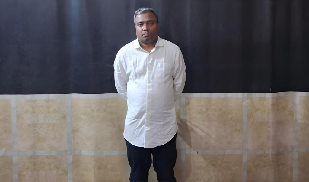 চাঁদাবাজি মামলায় চারজন রিমান্ডে চাঁদাবাজি মামলায় চারজন রিমান্ডে