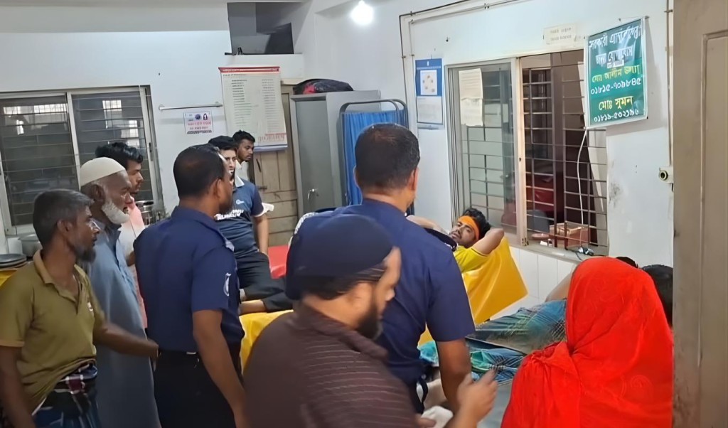 ছাদ থেকে লাফে সাবেক কনস্টেবলের মৃত্যু ছাদ থেকে লাফে সাবেক কনস্টেবলের মৃত্যু