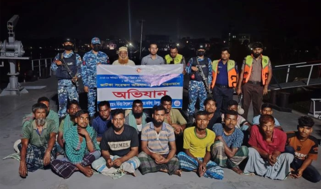 জাটকা নিধন বিরোধী অভিযান চাঁদপুরে দুই মাসে ২০৯ জেলের কারাদণ্ড ও অর্থদণ্ড জাটকা নিধন বিরোধী অভিযান: চাঁদপুরে দুই মাসে ২০৯ জেলের কারাদণ্ড ও অর্থদণ্ড