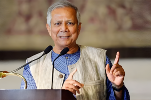 ড. ইউনূসের দেশত্যাগে নিষেধাজ্ঞা নোটিশ