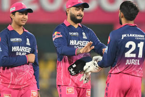 ডাগআউটে ফোন ব্যবহারে বিতর্ক রাজস্থান