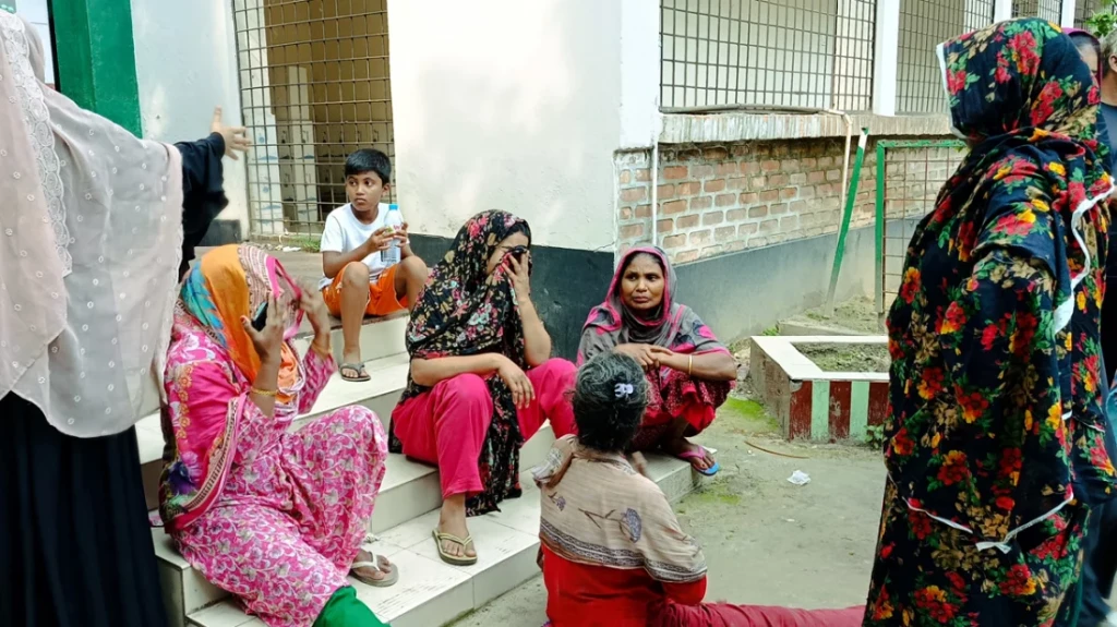 ডেকে নিয়ে যুবকের মৃত্যু রহস্য ডেকে নিয়ে যুবকের মৃত্যু রহস্য