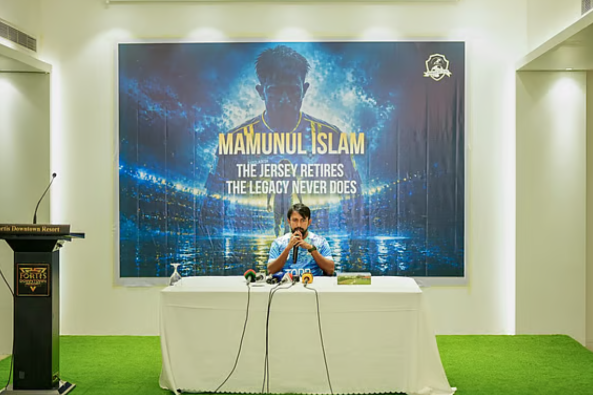 দুটি গভীর আক্ষেপ নিয়ে দেশের ফুটবল ইতিহাসের নক্ষত্র মামুনুল ইসলামের ক্যারিয়ারের সমাপ্তি