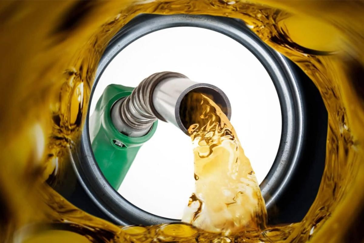 দেশজুড়ে অবৈধ জ্বালানি তেল জব্দ