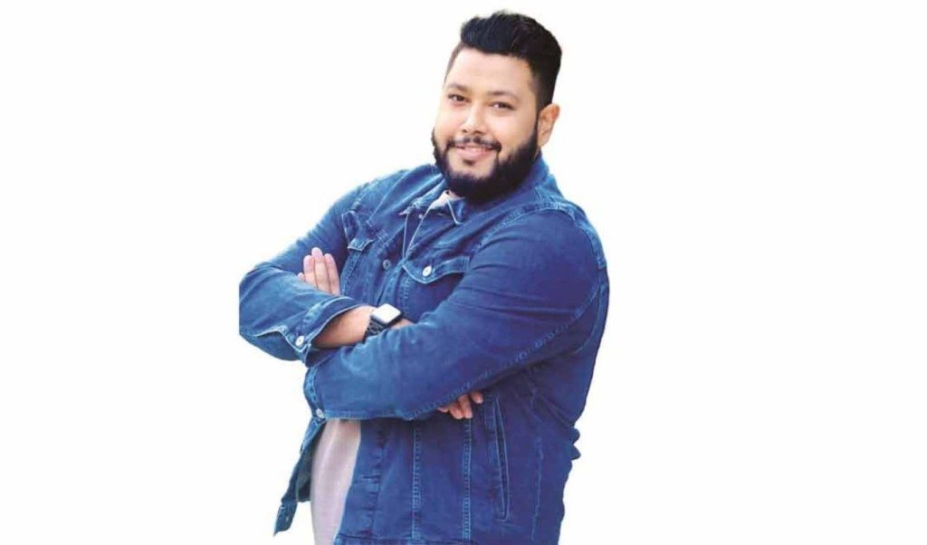 দেশে ফিরেছেন প্রতীক হাসান, করছেন নতুন গানের পরিকল্পনা 3 দেশে ফিরেছেন প্রতীক হাসান, করছেন নতুন গানের পরিকল্পনা