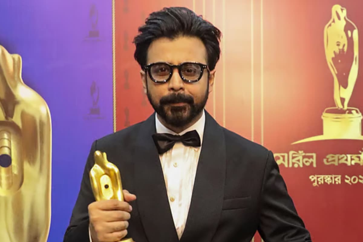 নিশান চরিত্রে বাজিমাত, হুমায়ুন ফরীদিকে স্মরণে নিশোর পুরস্কার উৎসর্গ
