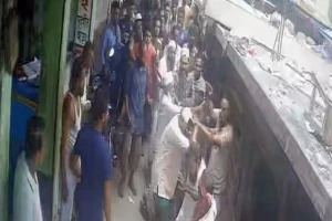 পটুয়াখালীতে বৈশাখী চাঁদা না পেয়ে ব্যবসায়ীকে কুপিয়ে জখম করার অভিযোগ