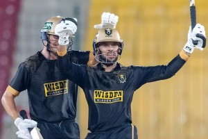 পিএসএলে উসমান খানের ইতিহাস: বাবর ও আকমলকে টপকে নতুন রেকর্ড