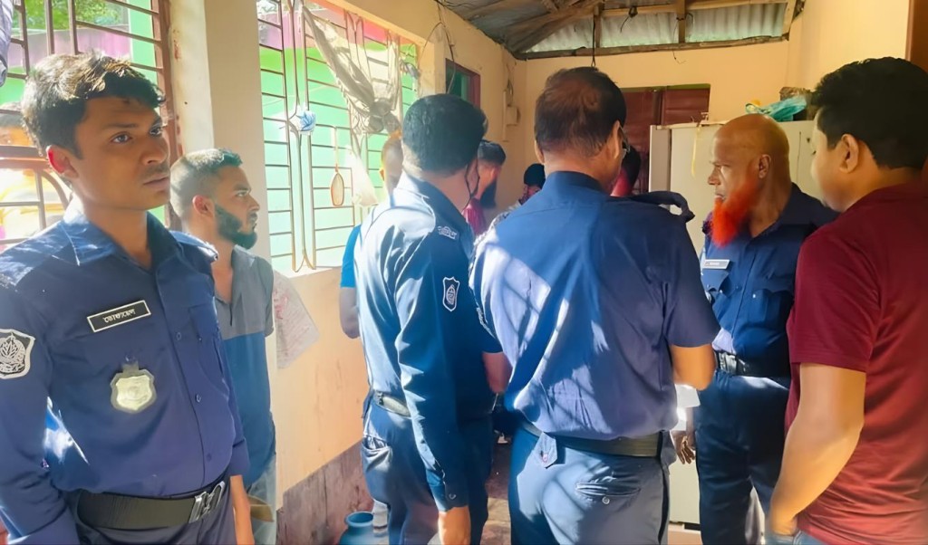 পিরুজালীতে ডাকাতি গৃহবধূ নিহত পিরুজালীতে ডাকাতি, গৃহবধূ নিহত