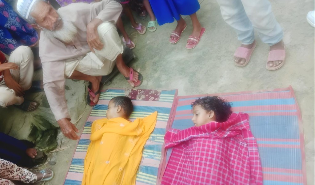 পুকুরে ডুবে দুই শিশুর করুণ মৃত্যু পুকুরে ডুবে দুই শিশুর করুণ মৃত্যু