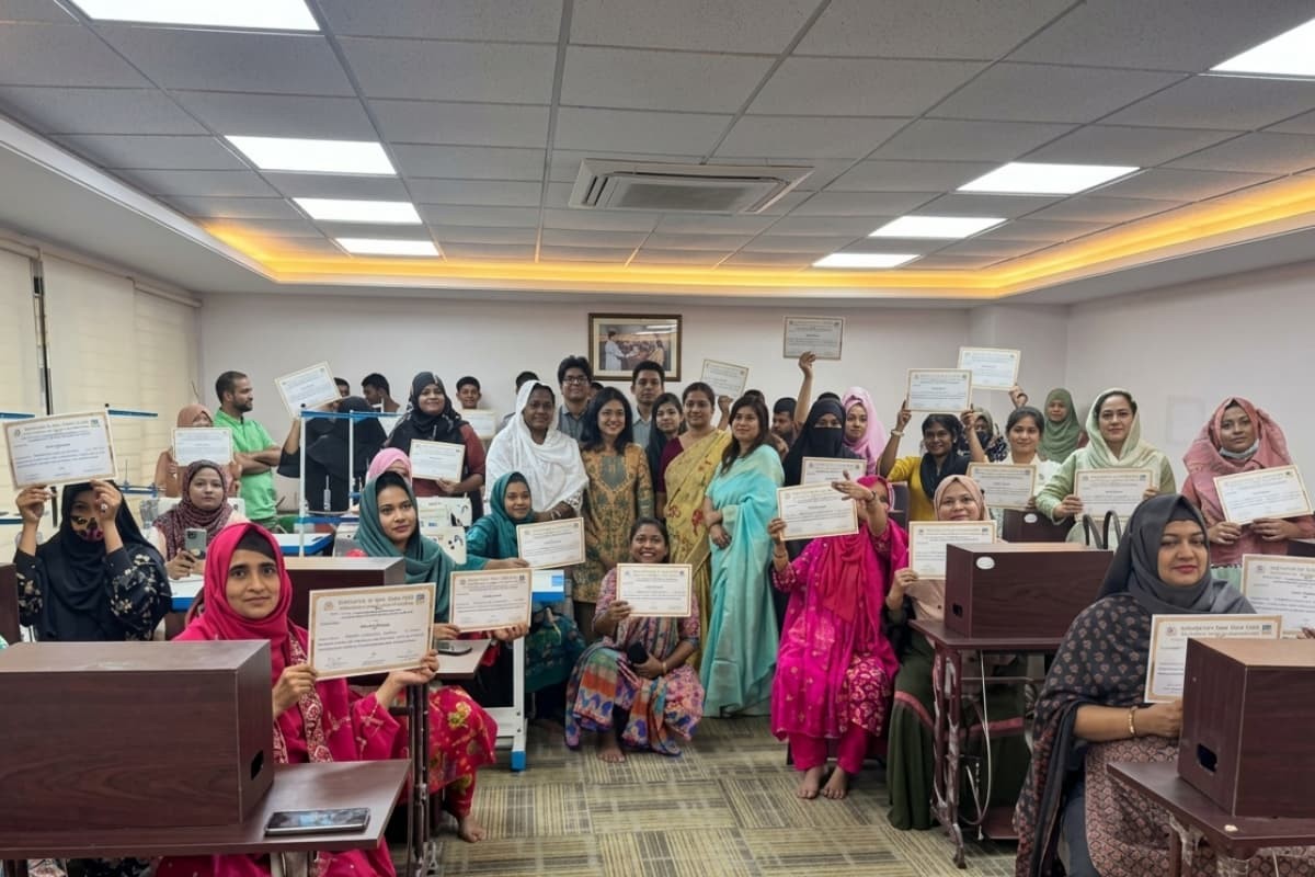 প্রতিবন্ধীদের আত্মনির্ভরতায় ব্র্যাক ব্যাংকের প্রশিক্ষণ ও সহায়তা