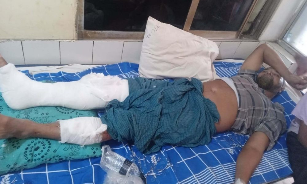 ফরিদপুরে ব্যবসায়ীকে কুপিয়ে তিন লাখ ছিনতাই ফরিদপুরে ব্যবসায়ীকে কুপিয়ে তিন লাখ ছিনতাই