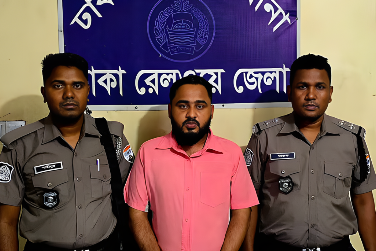 ফেসবুকের জাল টিকিট চক্রের হোতা গ্রেপ্তার