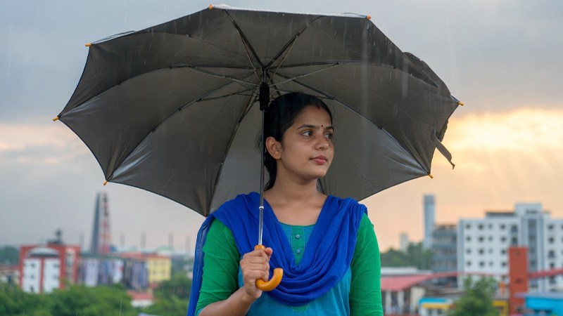 বাংলাদেশে কর্মসংস্থান সংকট ও আয় সুরক্ষা বীমার উপযোগিতা বিশ্লেষণ