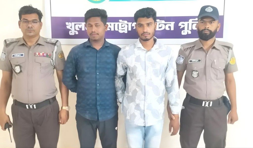 বিদেশি পিস্তলসহ দুই যুবক আটক বিদেশি পিস্তলসহ দুই যুবক আটক