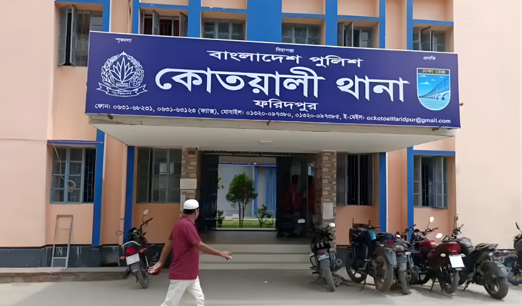 ভুলে বিষপান প্রাণ হারালেন গৃহবধূ ভুলে বিষপান, প্রাণ হারালেন গৃহবধূ