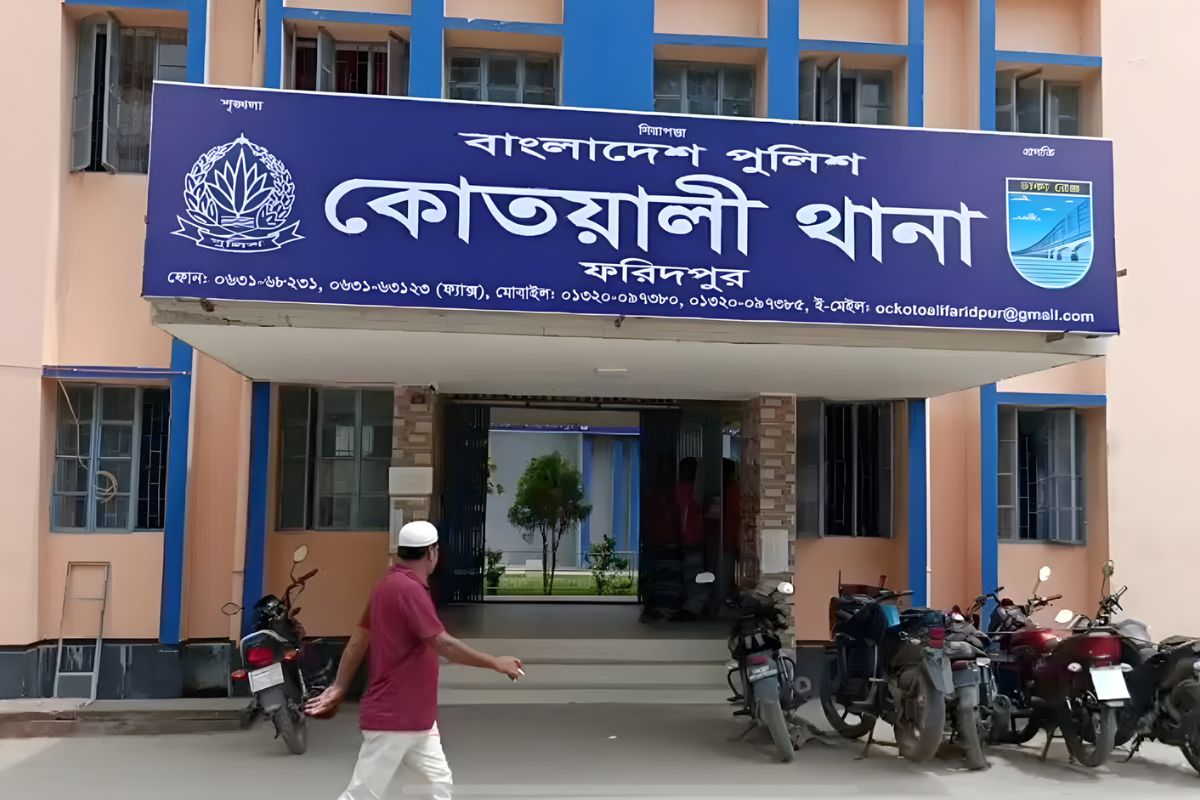 ভুলে বিষপান, প্রাণ হারালেন গৃহবধূ
