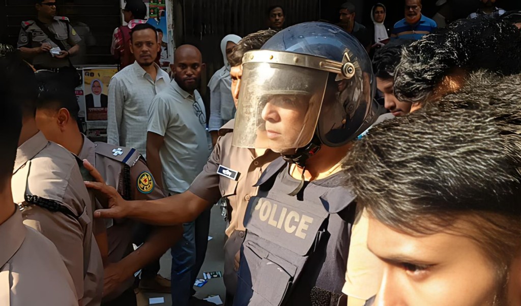 মাঞ্জিল হায়দারের তৃতীয় দফা রিমান্ড মাঞ্জিল হায়দারের তৃতীয় দফা রিমান্ড