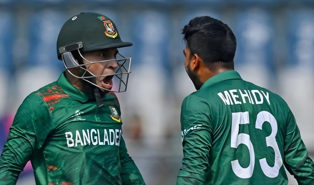 মুশফিক ফেরার গুঞ্জন ও কোচের বক্তব্য মুশফিক ফেরার গুঞ্জন ও কোচের বক্তব্য