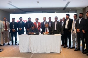 মোটরসাইকেল ক্রেতাদের আর্থিক সুরক্ষায় নতুন বীমা চুক্তি