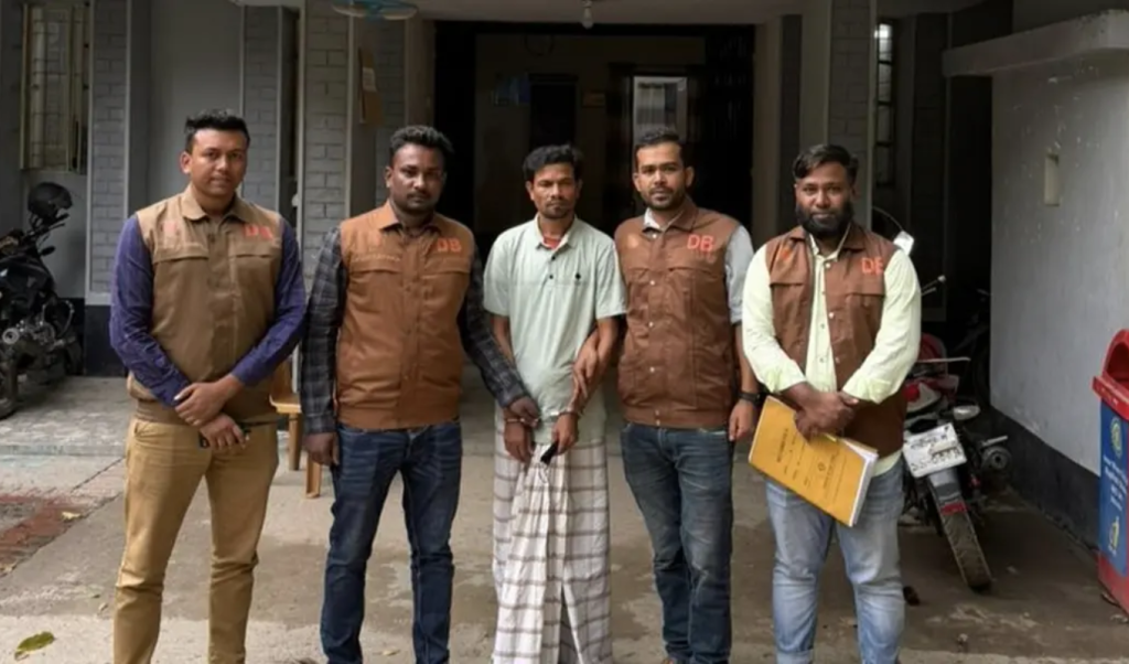 ময়মনসিংহে নারী শিক্ষার্থীদের ওপর যৌন নিপীড়ন অভিযুক্ত মাহমুদুল হাসান কারাগারে ময়মনসিংহে নারী শিক্ষার্থীদের ওপর যৌন নিপীড়ন: অভিযুক্ত মাহমুদুল হাসান কারাগারে