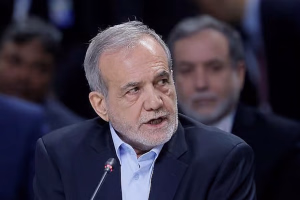 ইরানের পারমাণবিক অধিকার রক্ষায় প্রেসিডেন্ট পেজেশকিয়ানের দৃঢ় অবস্থান