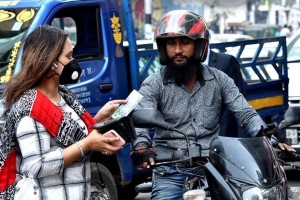 রাইডশেয়ার মোটরসাইকেলে যাত্রীদের দিতে হচ্ছে বেশি ভাড়া