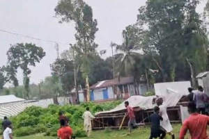 রাজারহাটে ফেসবুক পোস্ট কেন্দ্র করে ছাত্রদল ও ছাত্রশিবিরের সংঘর্ষ: আহত ৬