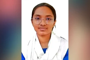 লাকসামে স্কুলছাত্রীর ঝুলন্ত মরদেহ
