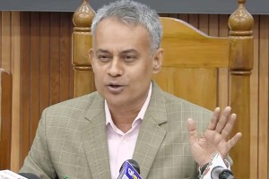 হরমুজ প্রণালিতে আটকে থাকা বাংলাদেশি জাহাজ উদ্ধার ও জ্বালানি পরিস্থিতি