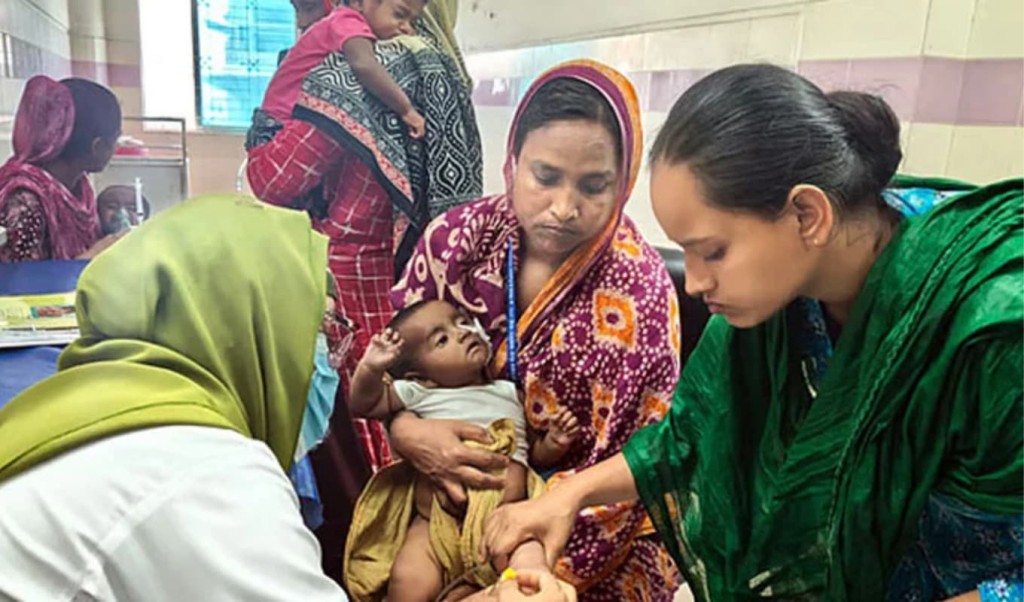 হামে ও উপসর্গে এক মাসে শিশুমৃত্যু দুইশর দ্বারপ্রান্তে 4 হামে ও উপসর্গে এক মাসে শিশুমৃত্যু দুইশর দ্বারপ্রান্তে