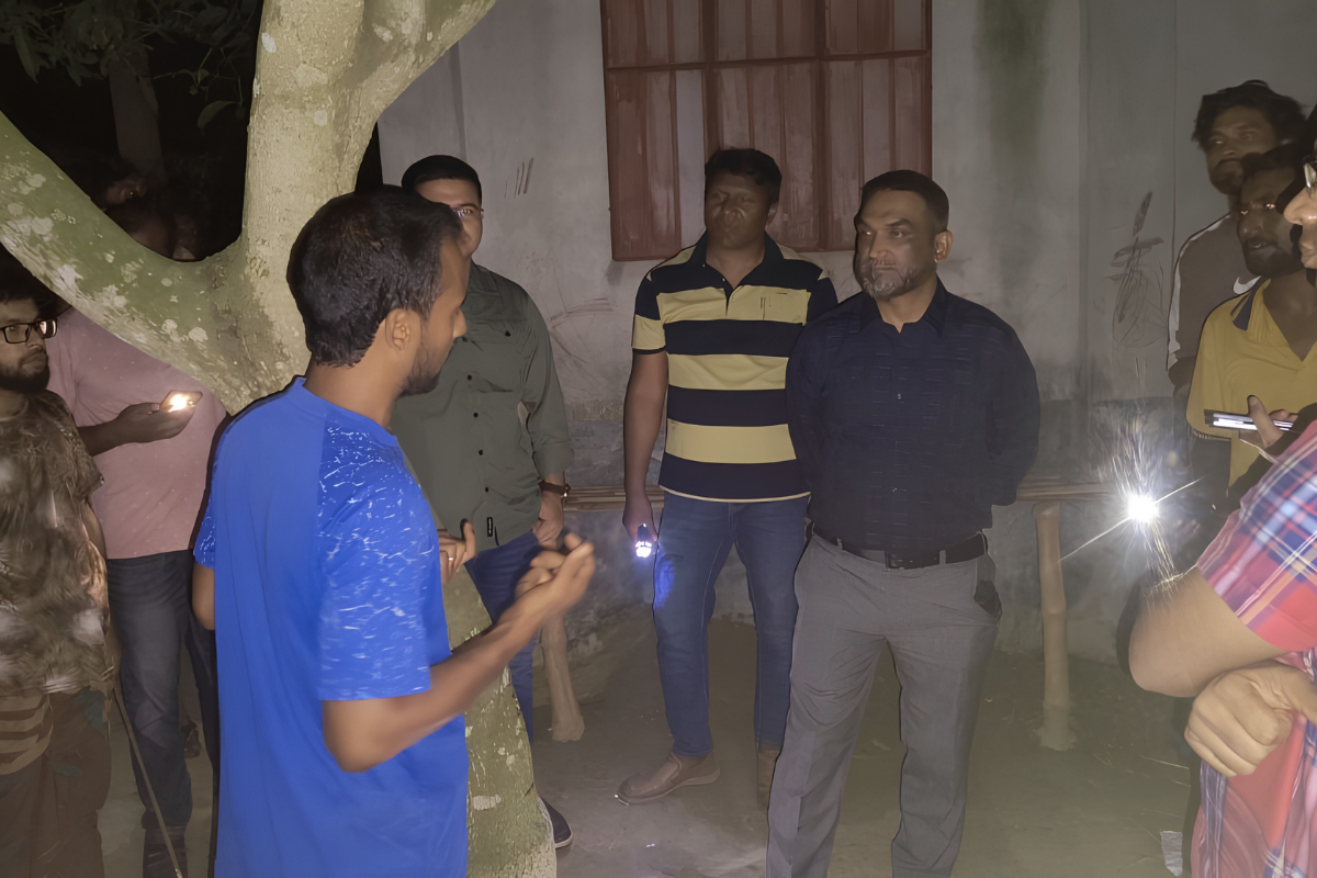 সিরাজগঞ্জের শাহজাদপুরে রক্তমাখা চিঠি দিয়ে ডাকাতির হুমকি: আতঙ্কিত গ্রামবাসী, পুলিশি তৎপরতা জোরদার