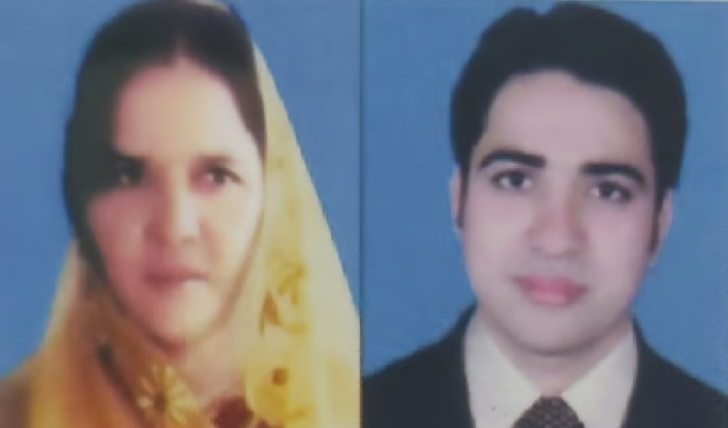 আটবার হাতবদল হওয়া মুঠোফোন উন্মোচন করল মা–ছেলে জোড়া খুনের রহস্য আটবার হাতবদল হওয়া মুঠোফোন উন্মোচন করল মা–ছেলে জোড়া খুনের রহস্য