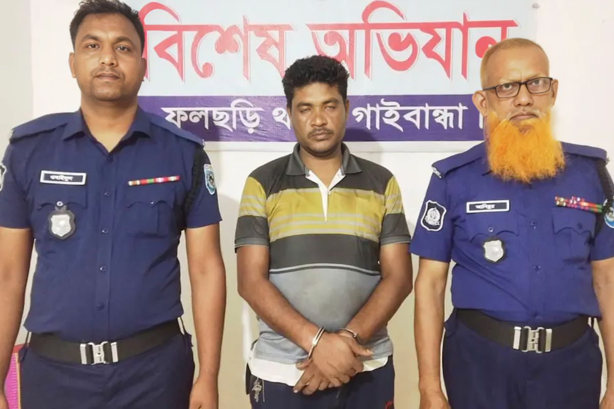 ইয়াবা বিক্রির সময় গাইবান্ধায় বিএনপি নেতা আটক