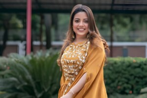 ঈদে নতুন গান নিয়ে আসছেন কণ্ঠশিল্পী কনা