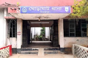 ঈদের সকালে মায়ের সাথে বাড়ি ফেরার পথে প্রাণ গেল ২ শিশুর