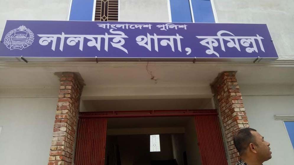 কবর থেকে কিশোরের মাথা কাটা