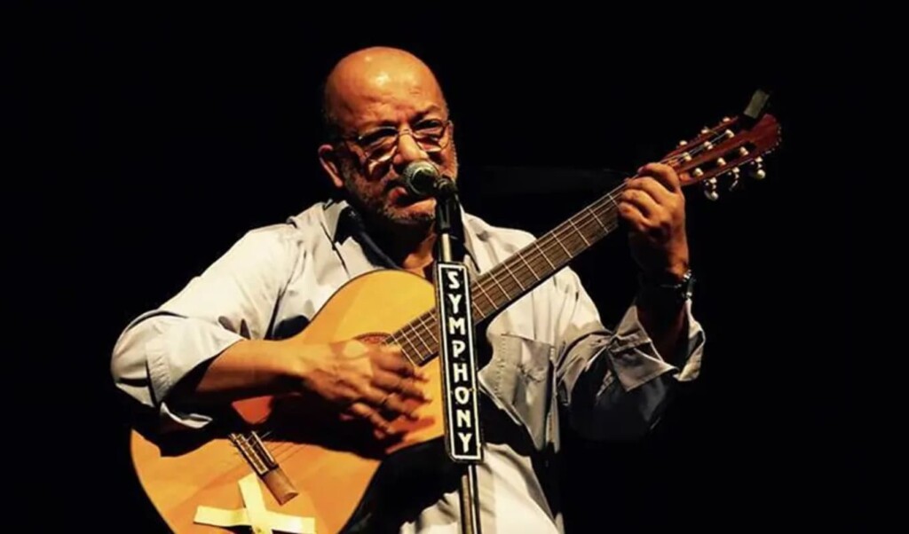 ক্ষমতা বদলের আবহে কলকাতায় কবীর সুমনের বিরুদ্ধে আইনি নালিশ 3 ক্ষমতা বদলের আবহে কলকাতায় কবীর সুমনের বিরুদ্ধে আইনি নালিশ
