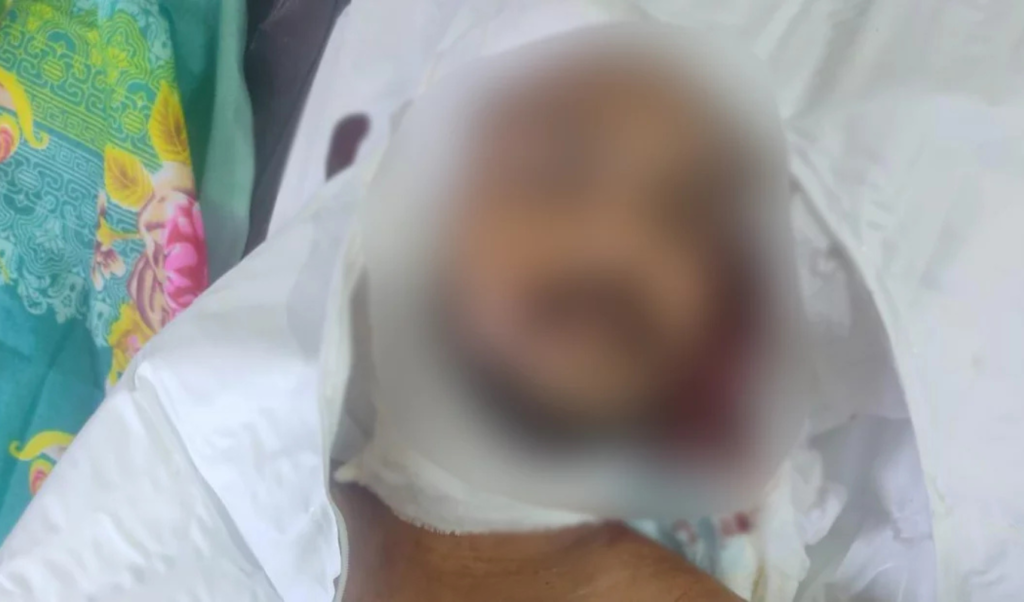 গভীর সমুদ্রে জাহাজে দুই বিদেশি ক্রুর সংঘর্ষ থাই নাগরিক নিহত গভীর সমুদ্রে জাহাজে দুই বিদেশি ক্রুর সংঘর্ষ: থাই নাগরিক নিহত