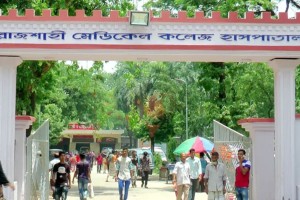 গয়না খুলে অন্তঃসত্ত্বা স্ত্রীর মরদেহ হাসপাতালে ফেলে উধাও স্বামী