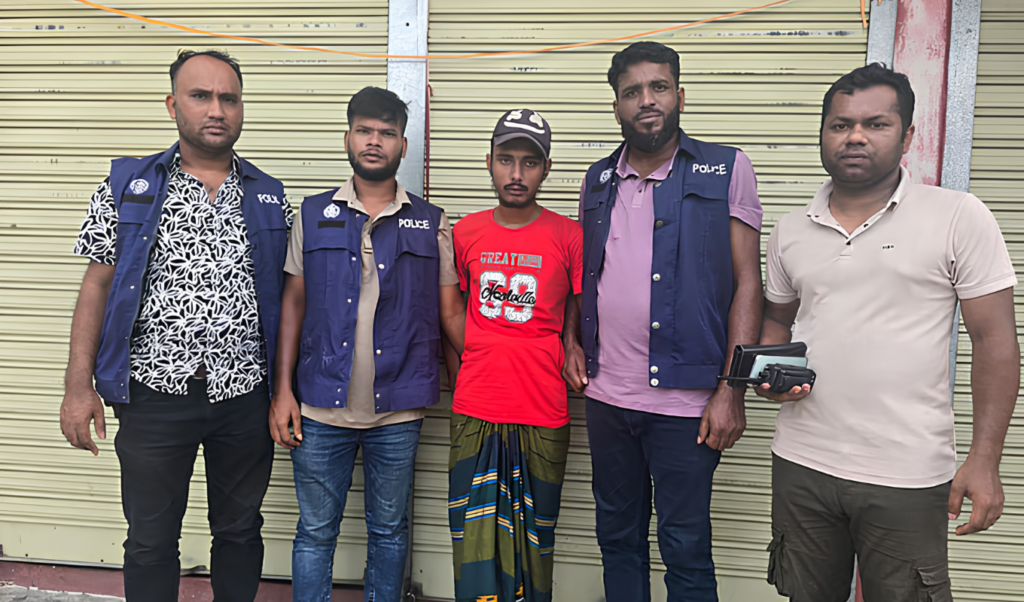 চট্টগ্রামে শিশু ধর্ষণ ও হত্যা নরসিংদী থেকে প্রধান আসামি গ্রেপ্তার চট্টগ্রামে শিশু ধর্ষণ ও হত্যা: নরসিংদী থেকে প্রধান আসামি গ্রেপ্তার
