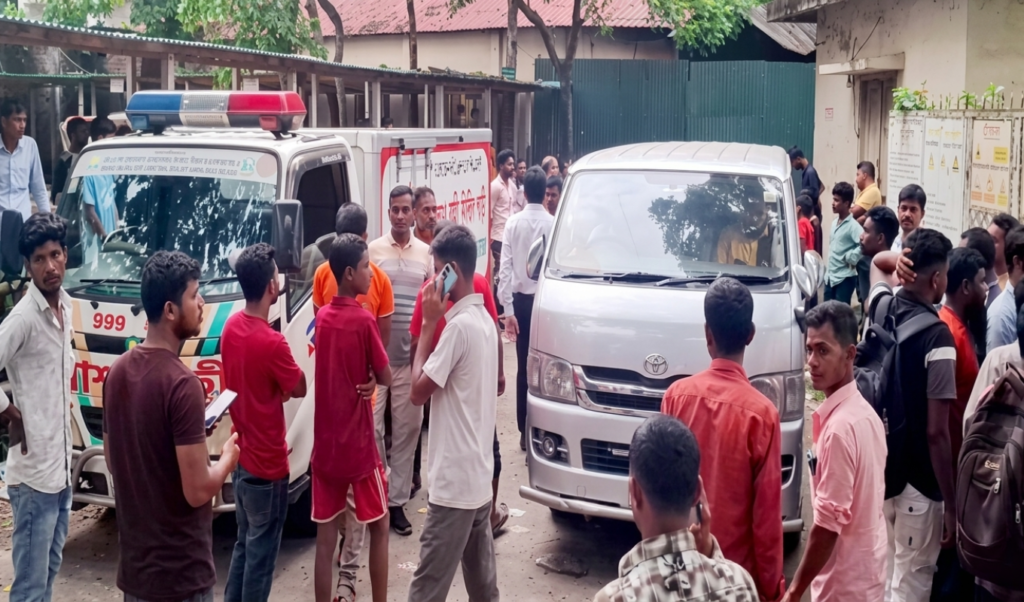 টাঙ্গাইল দুর্ঘটনায় নিহত ১৫ জনের মরদেহ হস্তান্তর টাঙ্গাইল দুর্ঘটনায় নিহত ১৫ জনের মরদেহ হস্তান্তর