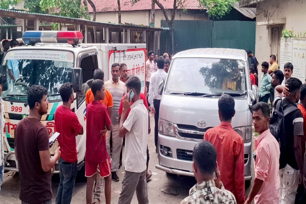 টাঙ্গাইল দুর্ঘটনায় নিহত ১৫ জনের মরদেহ হস্তান্তর