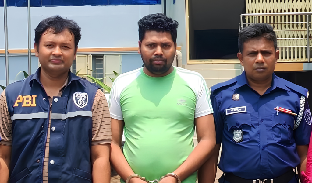 দুই সন্তান বিক্রির চেষ্টা বাবাসহ মানব পাচার চক্রের ৩ সদস্য গ্রেপ্তার দুই সন্তান বিক্রির চেষ্টা: বাবাসহ মানব পাচার চক্রের ৩ সদস্য গ্রেপ্তার