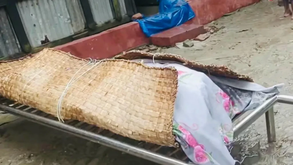 বরিশালে কালবৈশাখী ঝড়ে মেঘনায় জেলের মরদেহ উদ্ধার ঘটনা বরিশালে কালবৈশাখী ঝড়ে মেঘনায় জেলের মরদেহ উদ্ধার ঘটনা