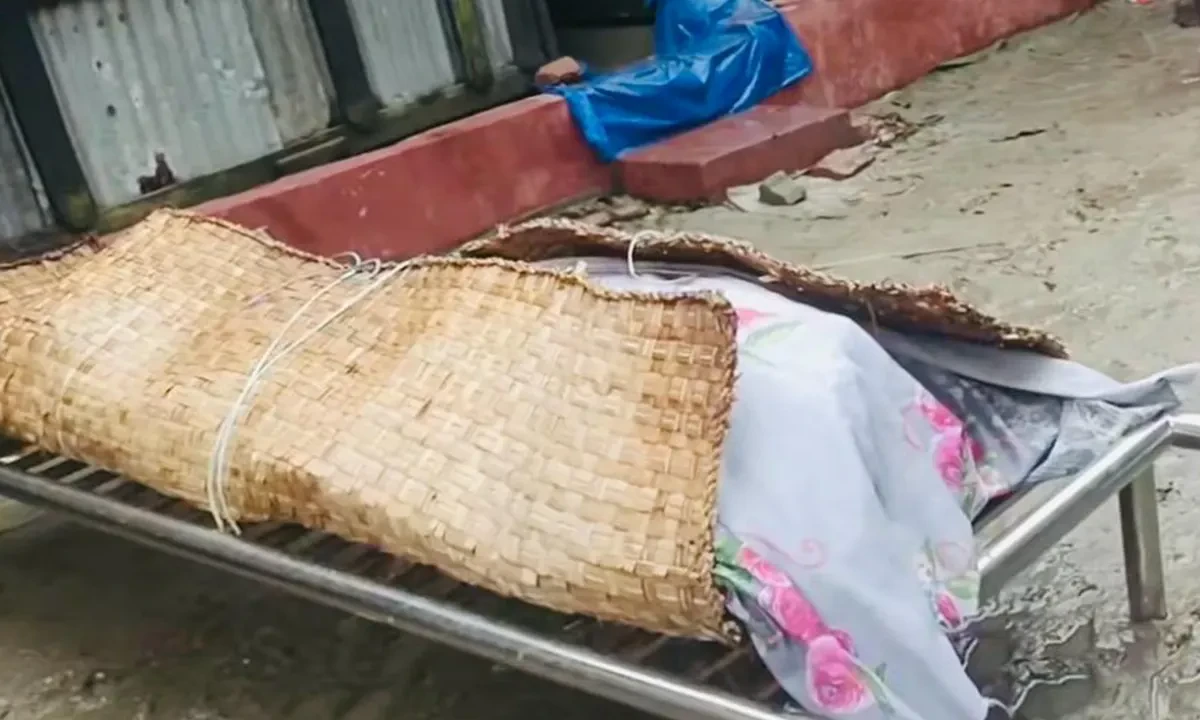 বরিশালে কালবৈশাখী ঝড়ে মেঘনায় জেলের মরদেহ উদ্ধার ঘটনা
