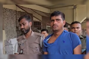 বিমানবন্দর স্টেশনে ছিনতাইকারী আটক, উদ্ধার ৫০ হাজার টাকা