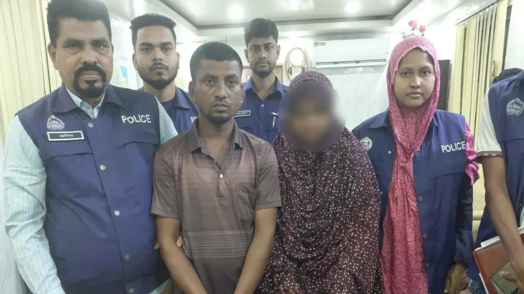 বোরহানউদ্দিনে ৭০০ পিস ইয়াবাসহ দম্পতি গ্রেপ্তার বোরহানউদ্দিনে ৭০০ পিস ইয়াবাসহ দম্পতি গ্রেপ্তার