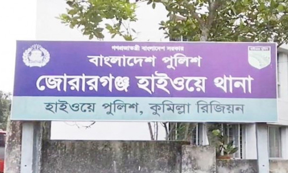 মহাসড়কে প্রাণ হারাল কিশোর মহাসড়কে প্রাণ হারাল কিশোর